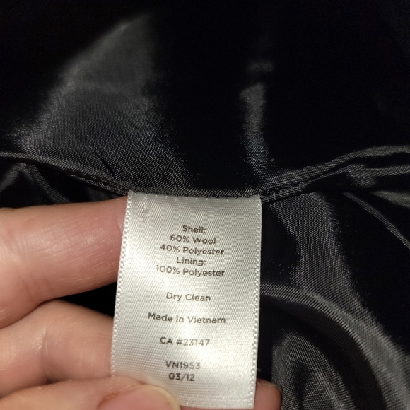 Talbots Black Wool Blend Ruffled Sleeve Blazer Size 14 Petite - Picture 7 of 8